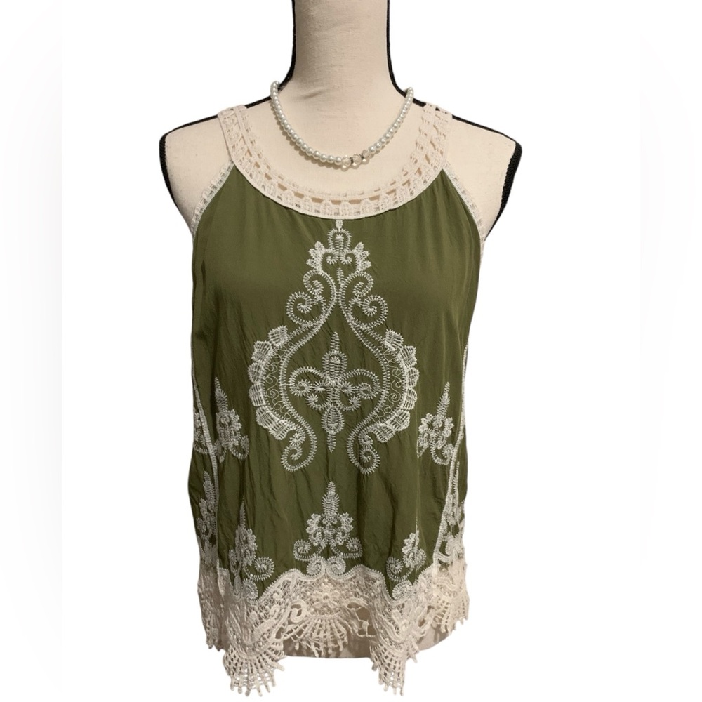 Ultra Pink Olive green/cream lace tank blouse sz M